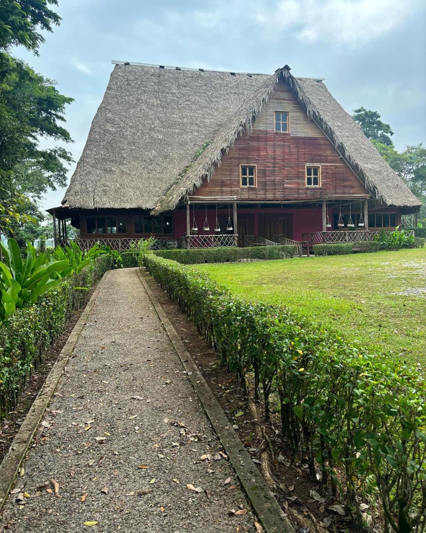 Las Guacamayas Lodge Resort, Selva Lacandona, Chiapas Mexico Тлатисапан Экстерьер фото